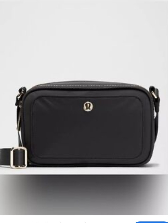 lululemon athletica Handbags - lululemon athletica Black Crossbody Camera Bag - Everyday Shoulder Bag